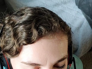 Amateur brunette teen blowjob and cumshot